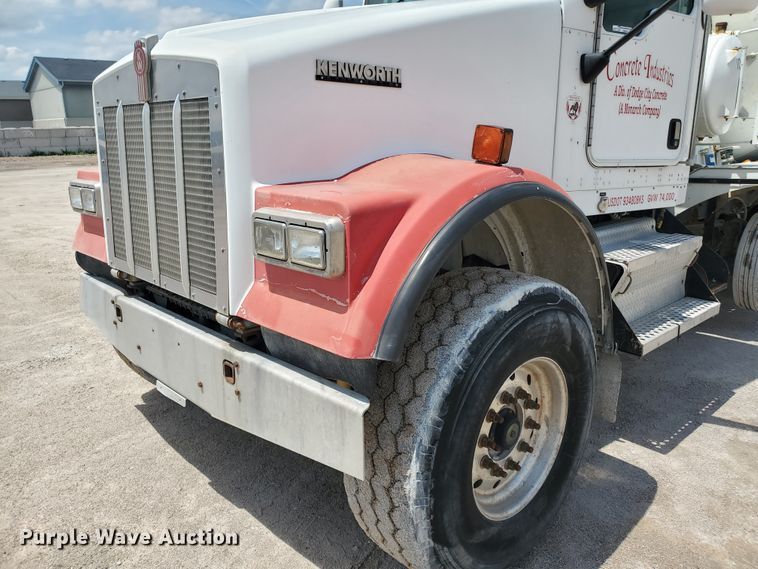 image for item GM9267 2007 Kenworth W900B  ready mix truck