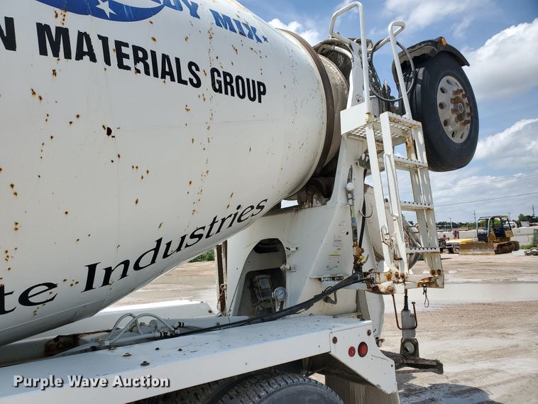 image for item GM9267 2007 Kenworth W900B  ready mix truck