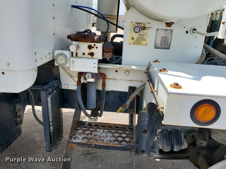 image for item GM9267 2007 Kenworth W900B  ready mix truck