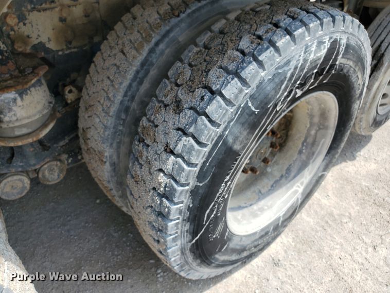 image for item GM9267 2007 Kenworth W900B  ready mix truck