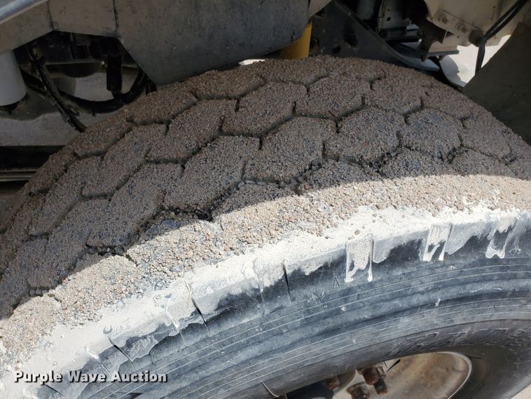 image for item GM9267 2007 Kenworth W900B  ready mix truck