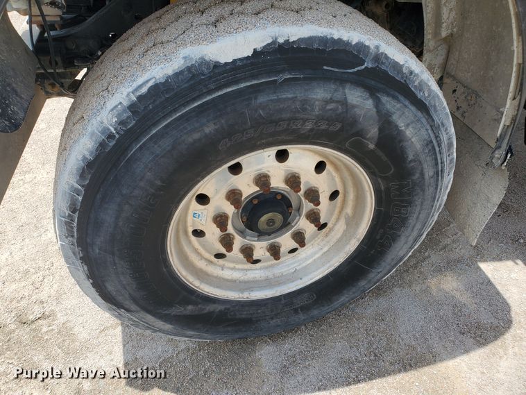 image for item GM9267 2007 Kenworth W900B  ready mix truck