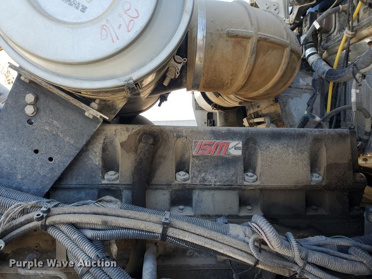 image for item GM9289 2001 Kenworth T800  ready mix truck