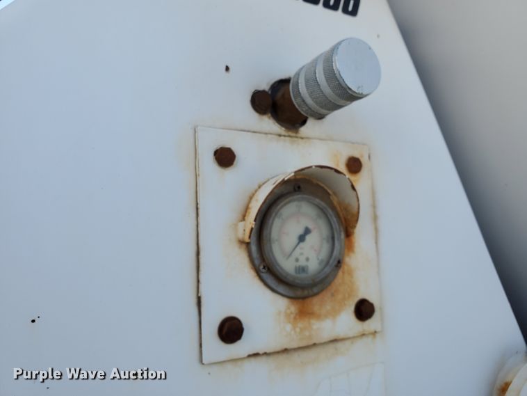 image for item GM9289 2001 Kenworth T800  ready mix truck