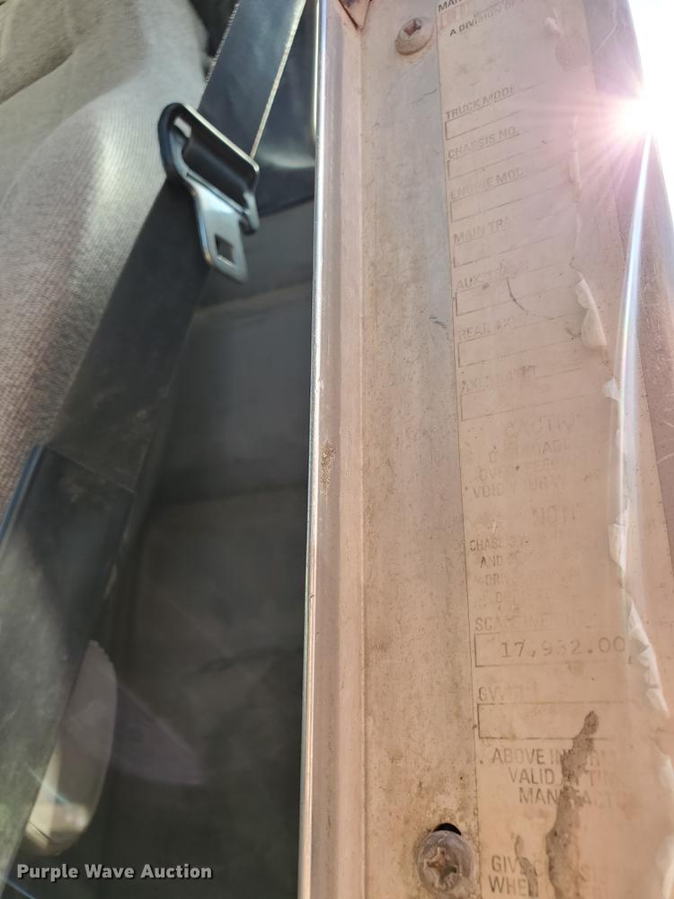 image for item GM9289 2001 Kenworth T800  ready mix truck