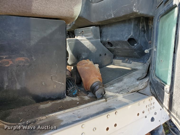 image for item GM9289 2001 Kenworth T800  ready mix truck