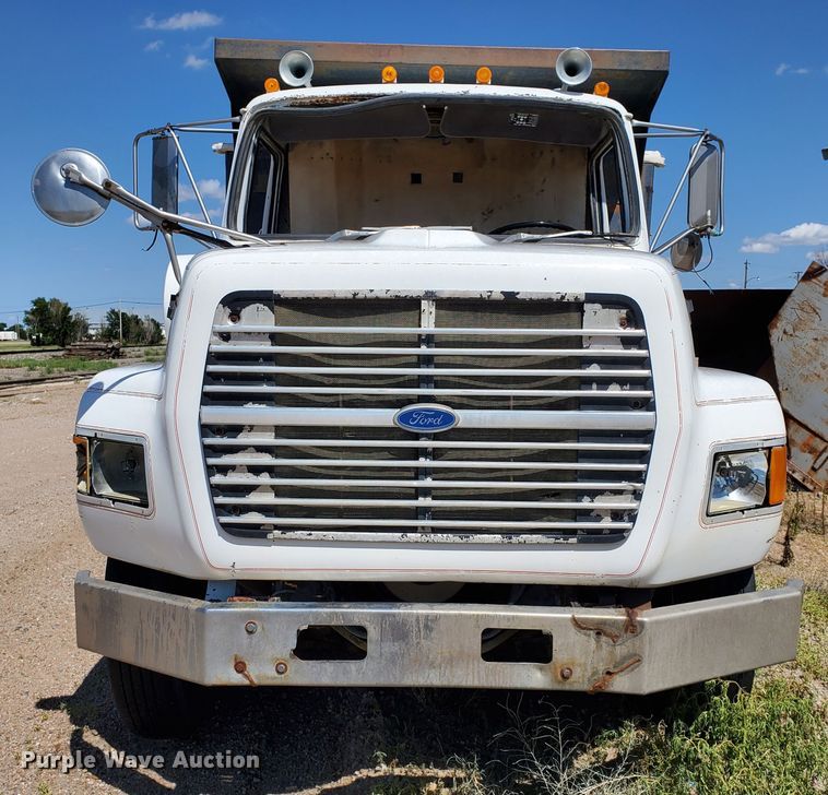 image for item GM9291 1988 Ford L9000 AeroMax  dump truck