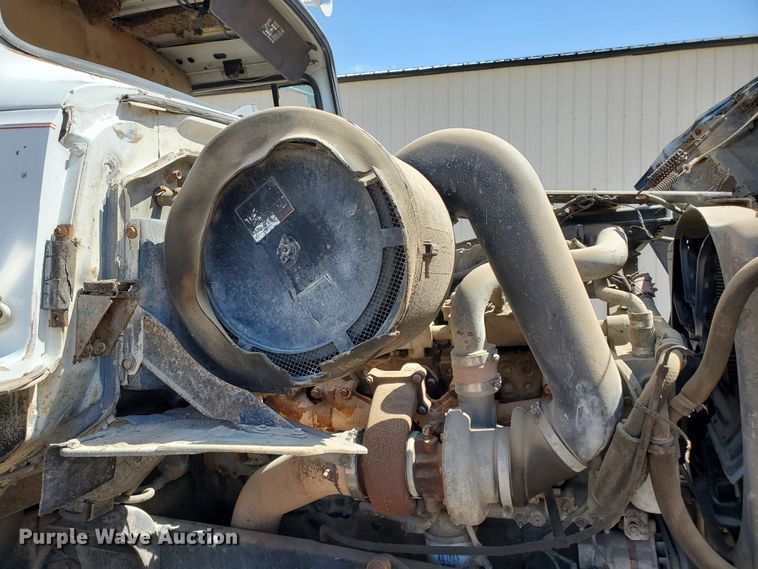 image for item GM9291 1988 Ford L9000 AeroMax  dump truck