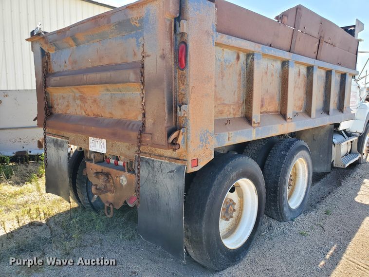 image for item GM9291 1988 Ford L9000 AeroMax  dump truck