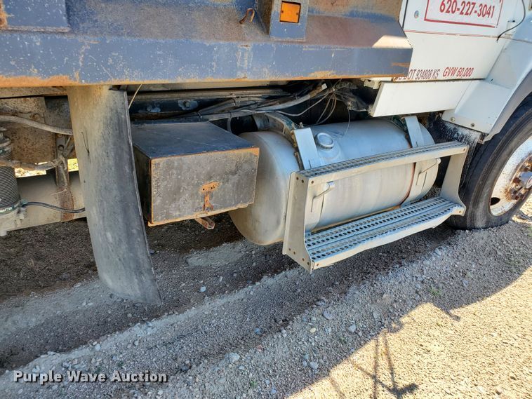 image for item GM9291 1988 Ford L9000 AeroMax  dump truck