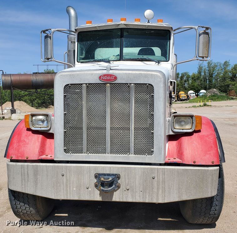 image for item GM9294 2008 Peterbilt 365  ready mix truck