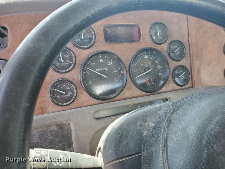 image for item GM9294 2008 Peterbilt 365  ready mix truck