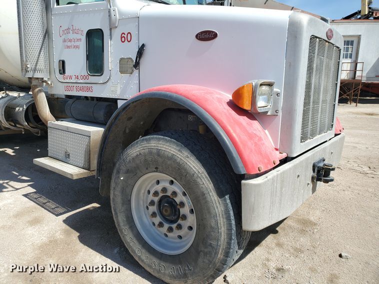 image for item GM9294 2008 Peterbilt 365  ready mix truck