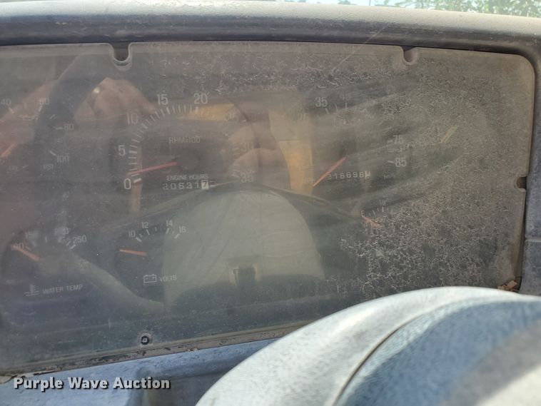 image for item GM9295 1999 Sterling L-Line  ready mix truck