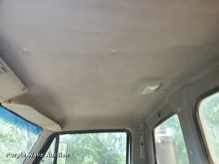 image for item GM9295 1999 Sterling L-Line  ready mix truck