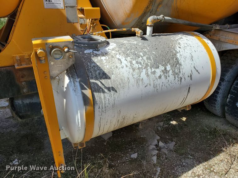 image for item GM9295 1999 Sterling L-Line  ready mix truck