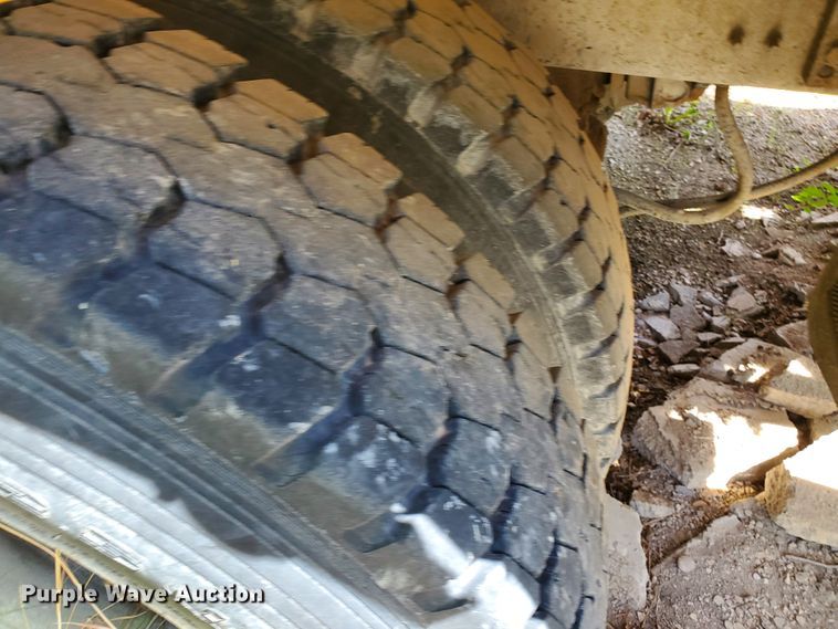 image for item GM9295 1999 Sterling L-Line  ready mix truck