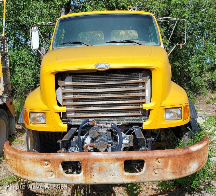 image for item GM9296 1998 Ford LT8000  ready mix truck
