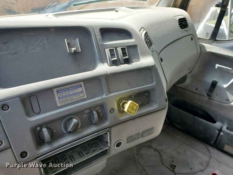 image for item GM9296 1998 Ford LT8000  ready mix truck