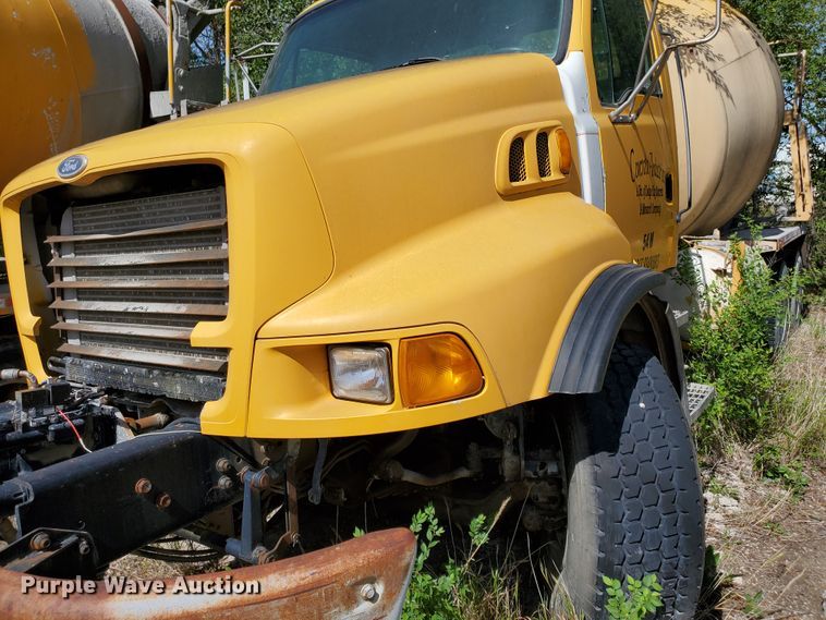 image for item GM9296 1998 Ford LT8000  ready mix truck