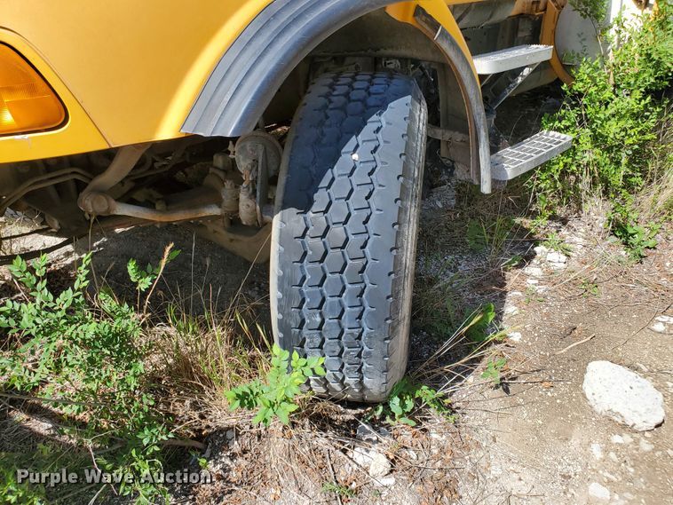 image for item GM9296 1998 Ford LT8000  ready mix truck