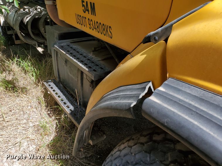 image for item GM9296 1998 Ford LT8000  ready mix truck