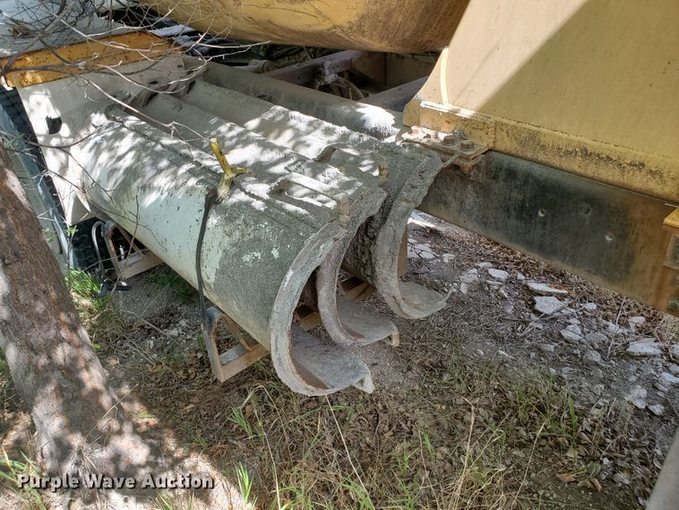 image for item GM9296 1998 Ford LT8000  ready mix truck