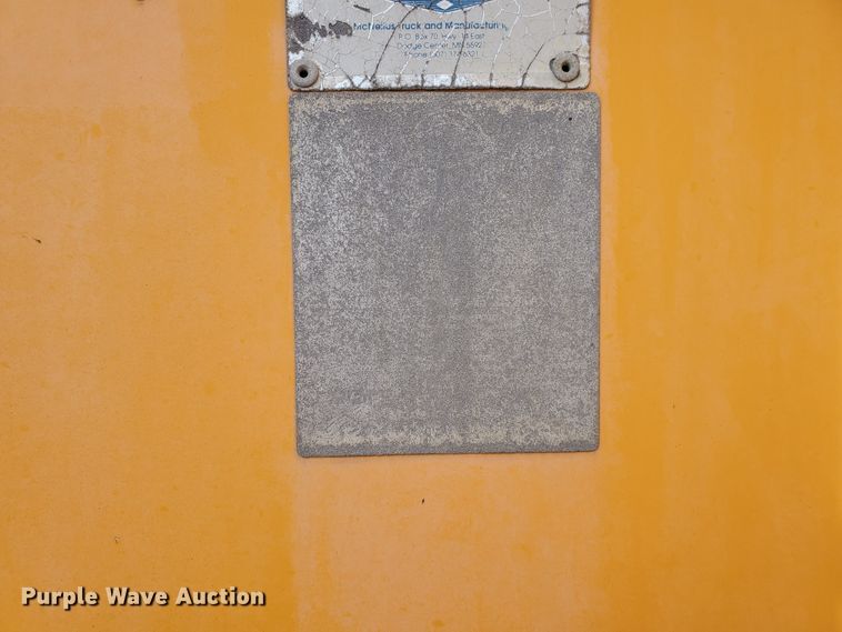 image for item GM9297 1995 Ford L8000  ready mix truck