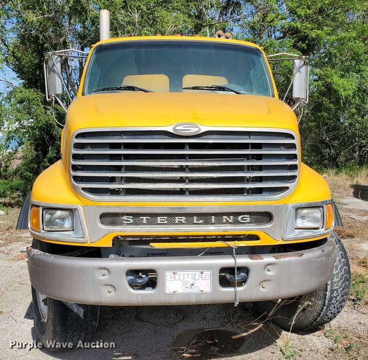 image for item GM9298 2005 Sterling L-Line  ready mix truck