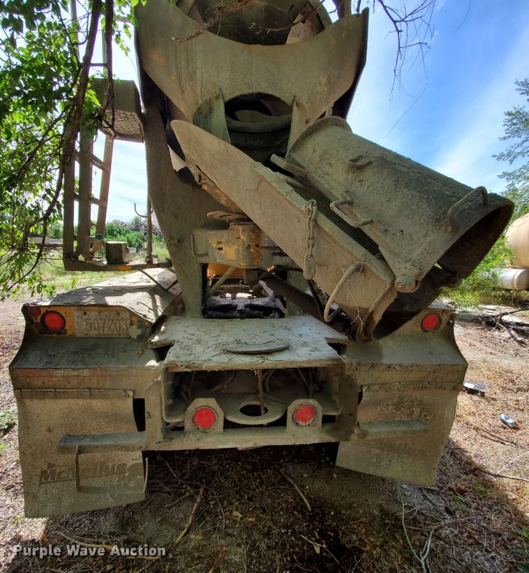 image for item GM9298 2005 Sterling L-Line  ready mix truck