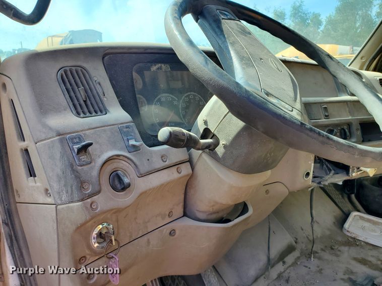 image for item GM9298 2005 Sterling L-Line  ready mix truck