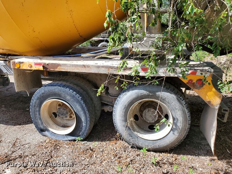 image for item GM9298 2005 Sterling L-Line  ready mix truck