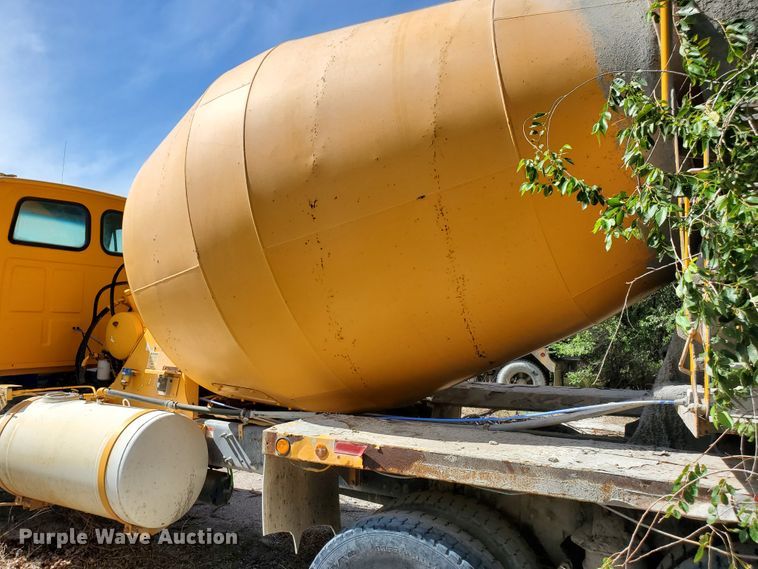 image for item GM9298 2005 Sterling L-Line  ready mix truck