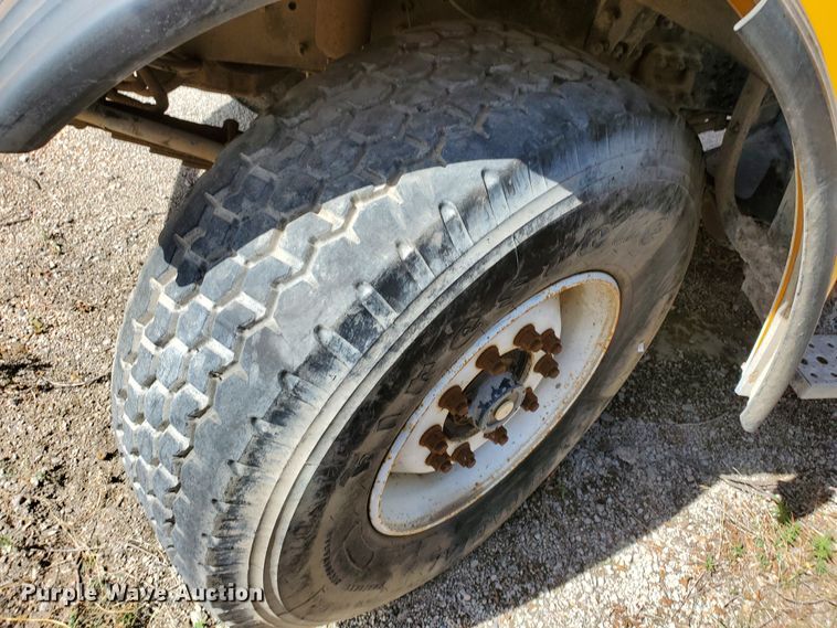 image for item GM9298 2005 Sterling L-Line  ready mix truck