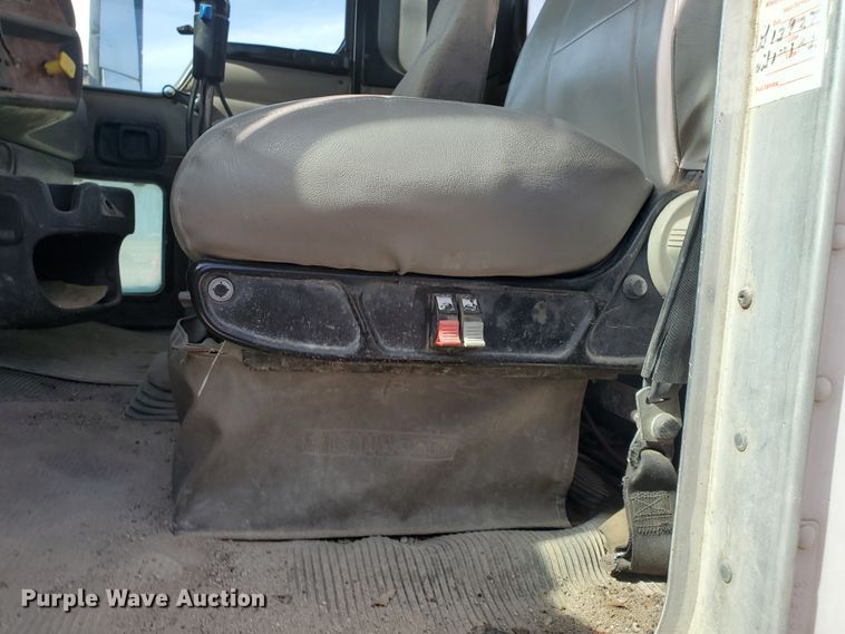 image for item GM9299 2003 Kenworth T800  ready mix truck