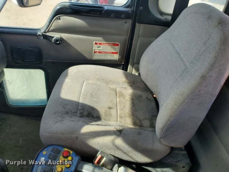 image for item GM9299 2003 Kenworth T800  ready mix truck