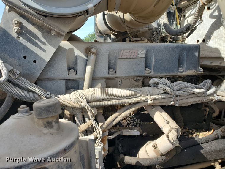 image for item GM9299 2003 Kenworth T800  ready mix truck