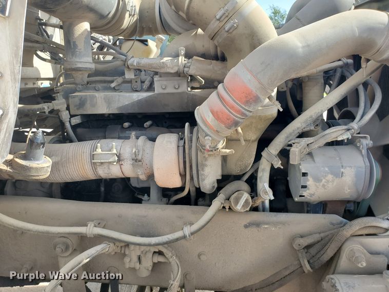 image for item GM9299 2003 Kenworth T800  ready mix truck