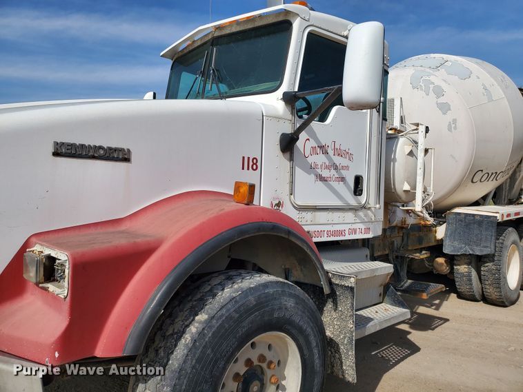 image for item GM9299 2003 Kenworth T800  ready mix truck