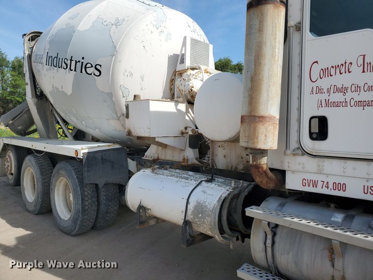 image for item GM9299 2003 Kenworth T800  ready mix truck