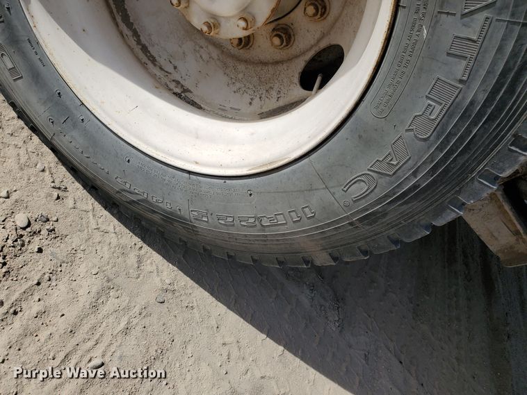 image for item GM9299 2003 Kenworth T800  ready mix truck