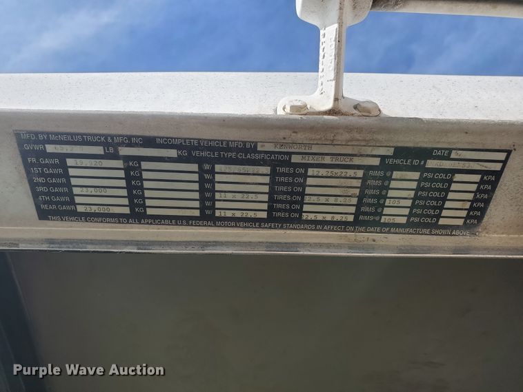 image for item GM9299 2003 Kenworth T800  ready mix truck