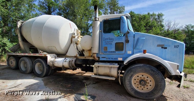 image for item GM9300 2000 Kenworth T800B  ready mix truck