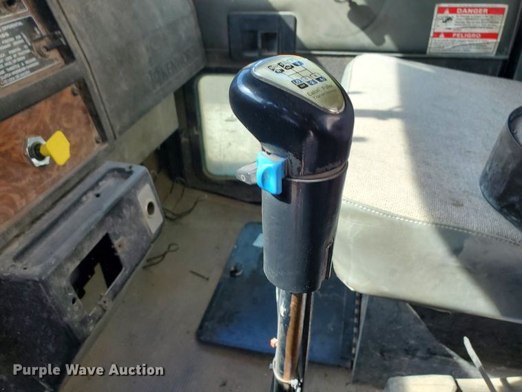 image for item GM9300 2000 Kenworth T800B  ready mix truck