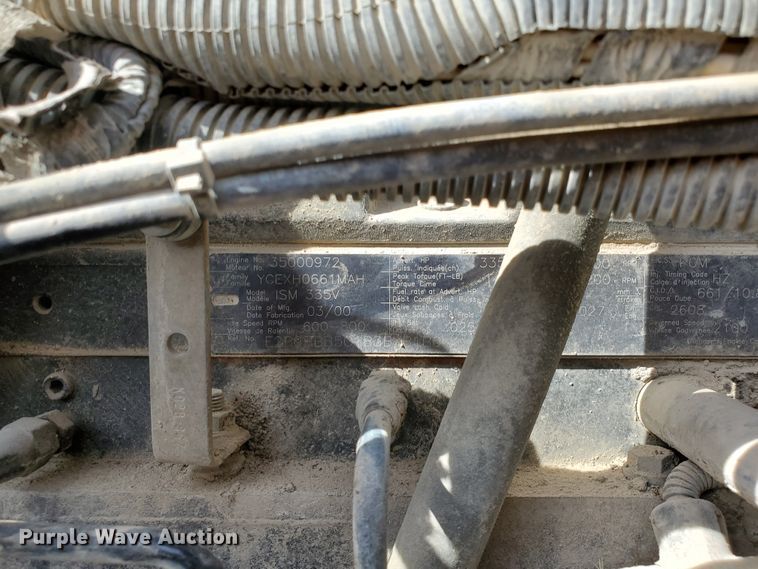 image for item GM9300 2000 Kenworth T800B  ready mix truck