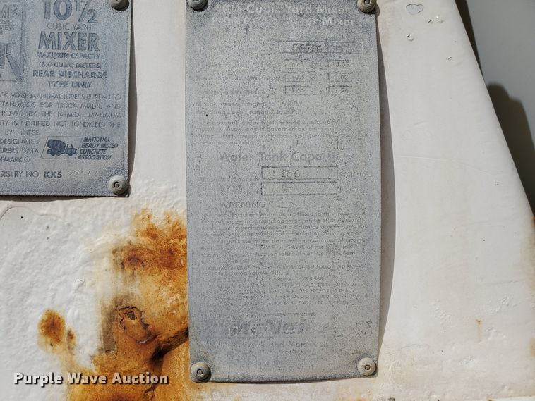 image for item GM9300 2000 Kenworth T800B  ready mix truck