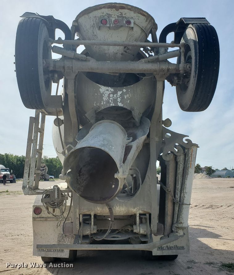 image for item GM9301 1998 Kenworth W900B  ready mix truck