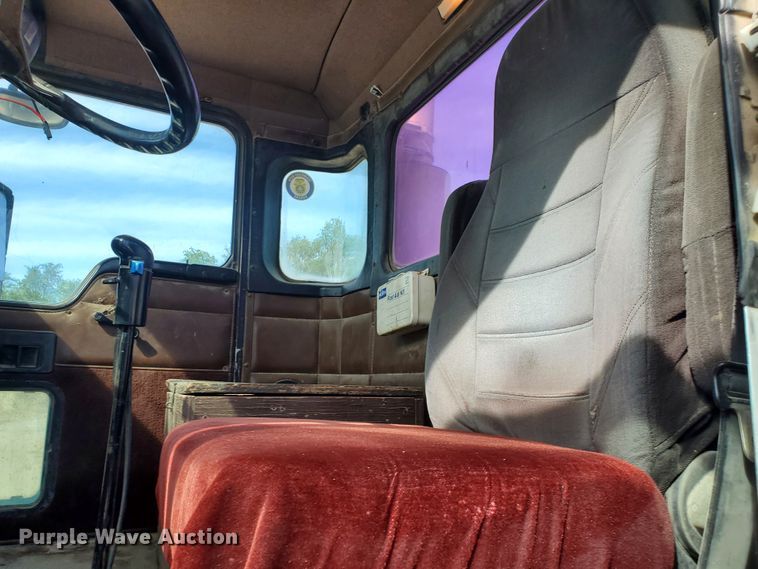 image for item GM9301 1998 Kenworth W900B  ready mix truck