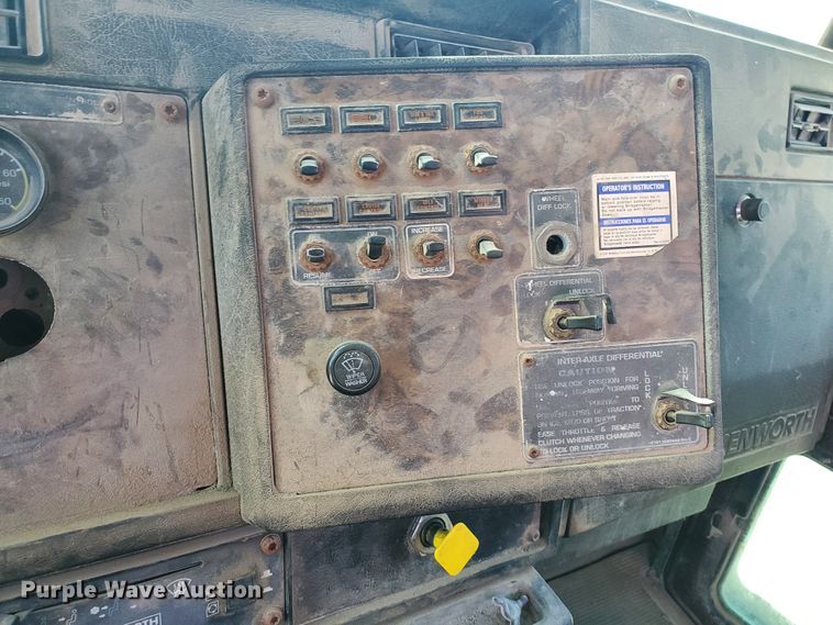 image for item GM9301 1998 Kenworth W900B  ready mix truck