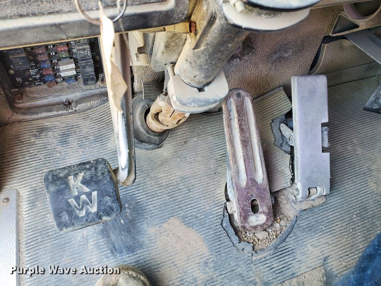 image for item GM9301 1998 Kenworth W900B  ready mix truck